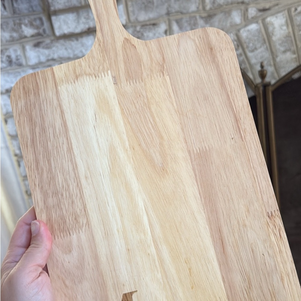 Wooden Cutting Board with Handle